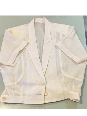Light Cream Short-Sleeve Linen Blazer